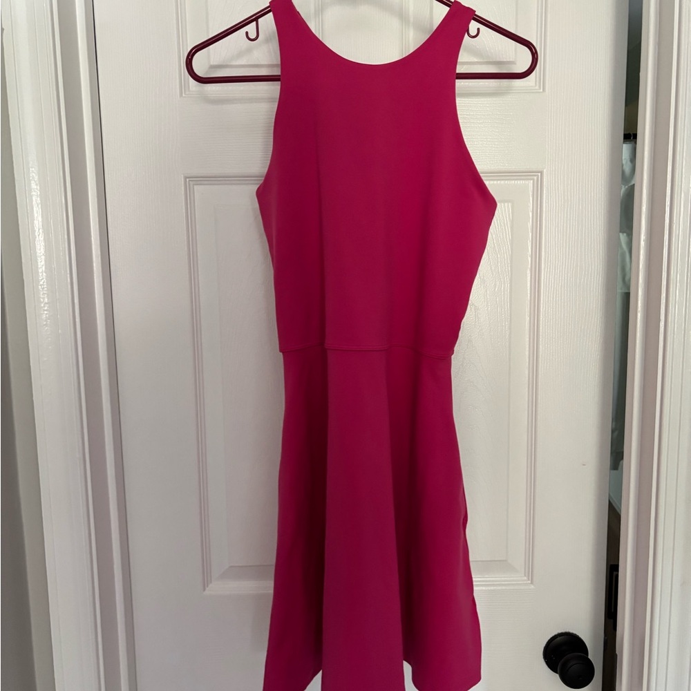 Elegant Pink Sleeveless Dress